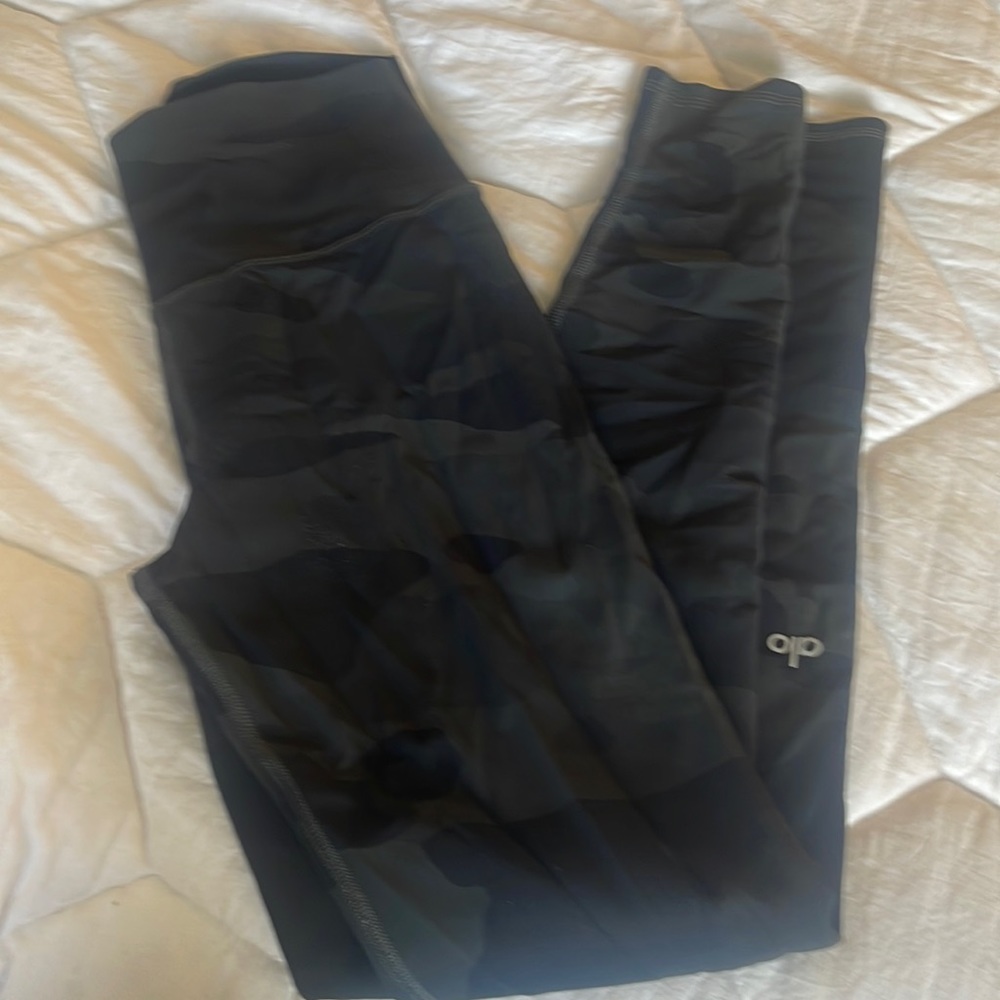 Alo leggins